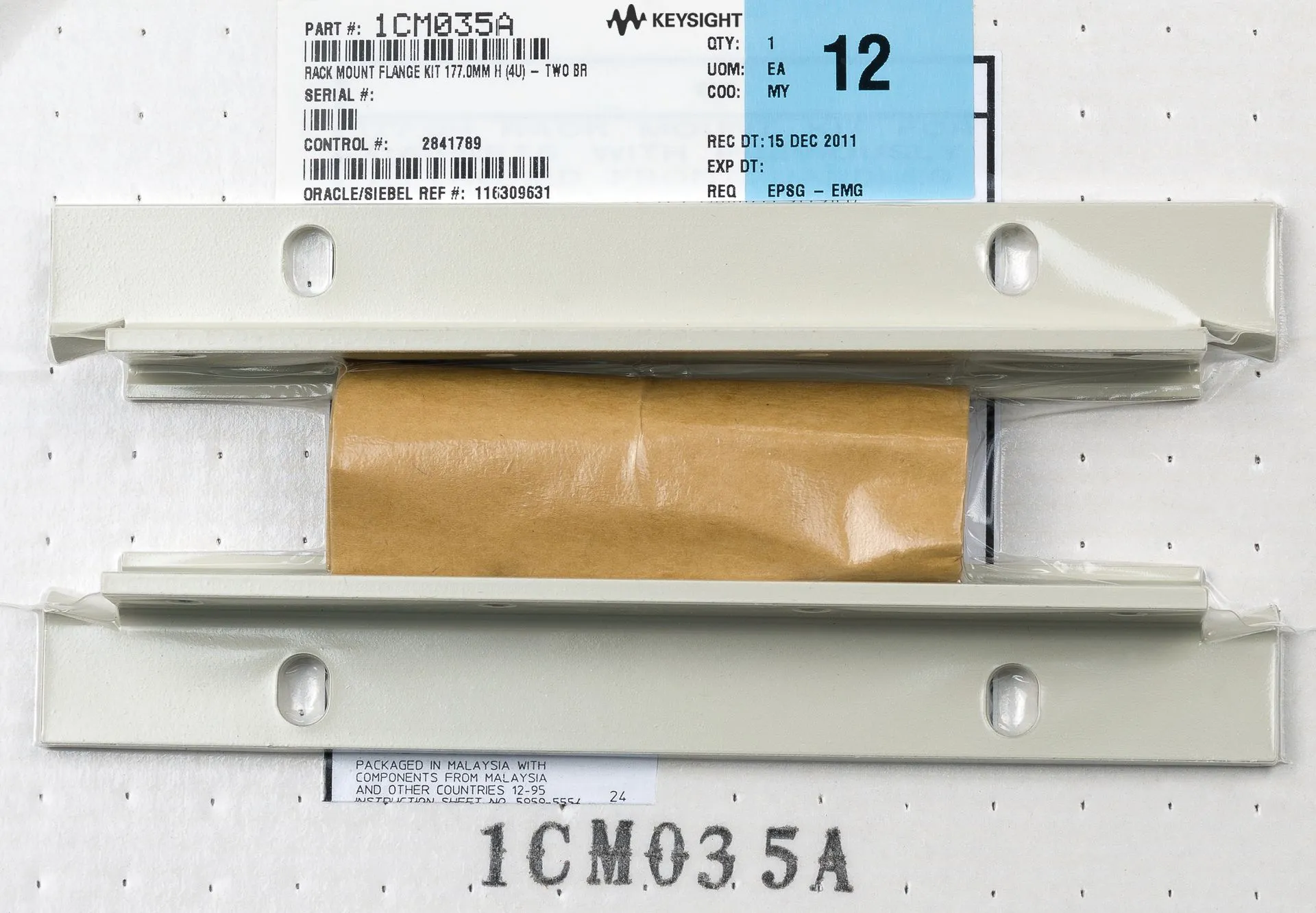 Zestaw flanszy montażowej Keysight 1CM035A 177,0 mm W (4U)