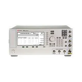 Generator sygnału syntetyzowanego Keysight 8644B
