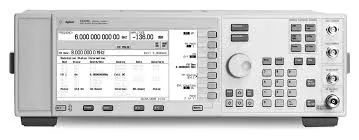 Keysight E4428C Generator sygnału analogowego