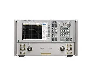 Analizator sieci wektorowej Keysight E8364C