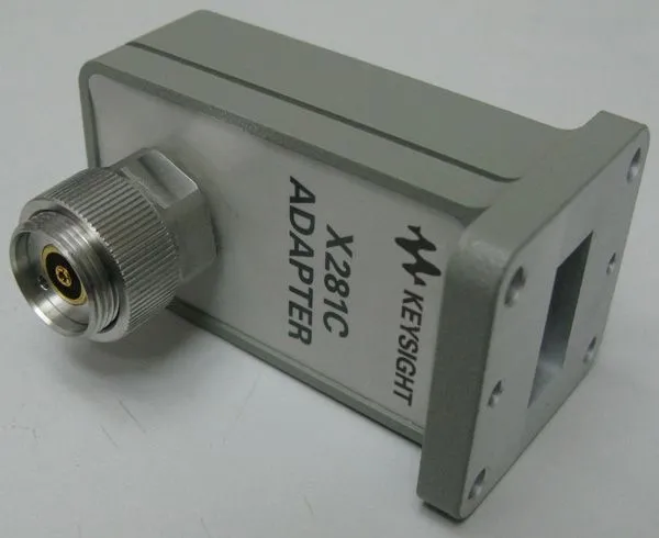 Adapter falowodu do współosiowego Keysight X281C