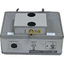 Tektronix 067-1338-00 Generator schodkowy do kalibracji