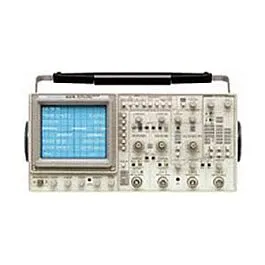 Tektronix 2247A Oscyloskop 100 MHz 4-kanałowy