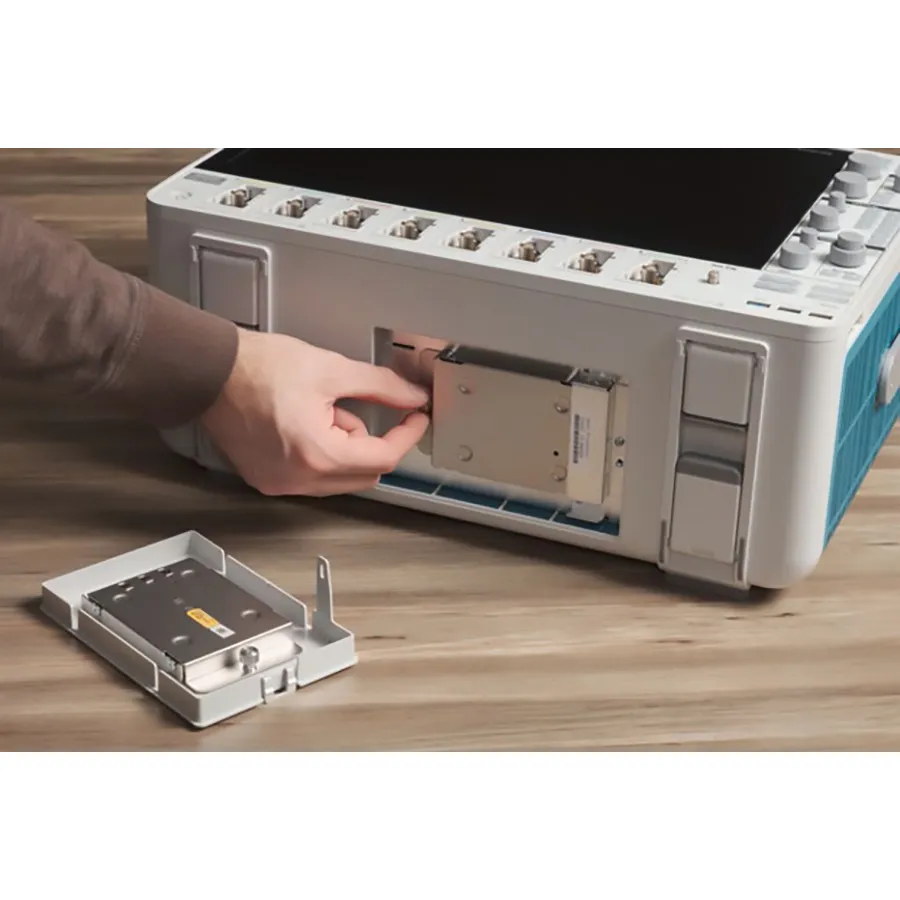 Upgrade dysku SSD Tektronix SUP5B-WIN z Windows 10