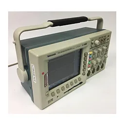 Tektronix TDS3054B Cyfrowy Oscyloskop Fosforowy