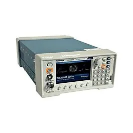 Generator sygnału RF Tektronix TSG4106A