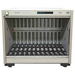 Tektronix VX1410 IntelliFrame Szyna główna VXIbus